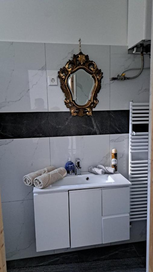 Castellum Apartman Hotel Keszthely Buitenkant foto
